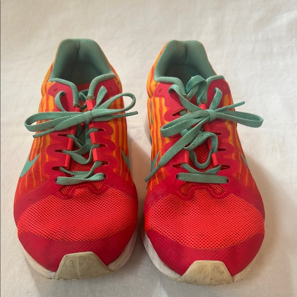 Nike Downshifter 8 Red and Orange Sneakers with Teal Laces - Picture 2 of 6